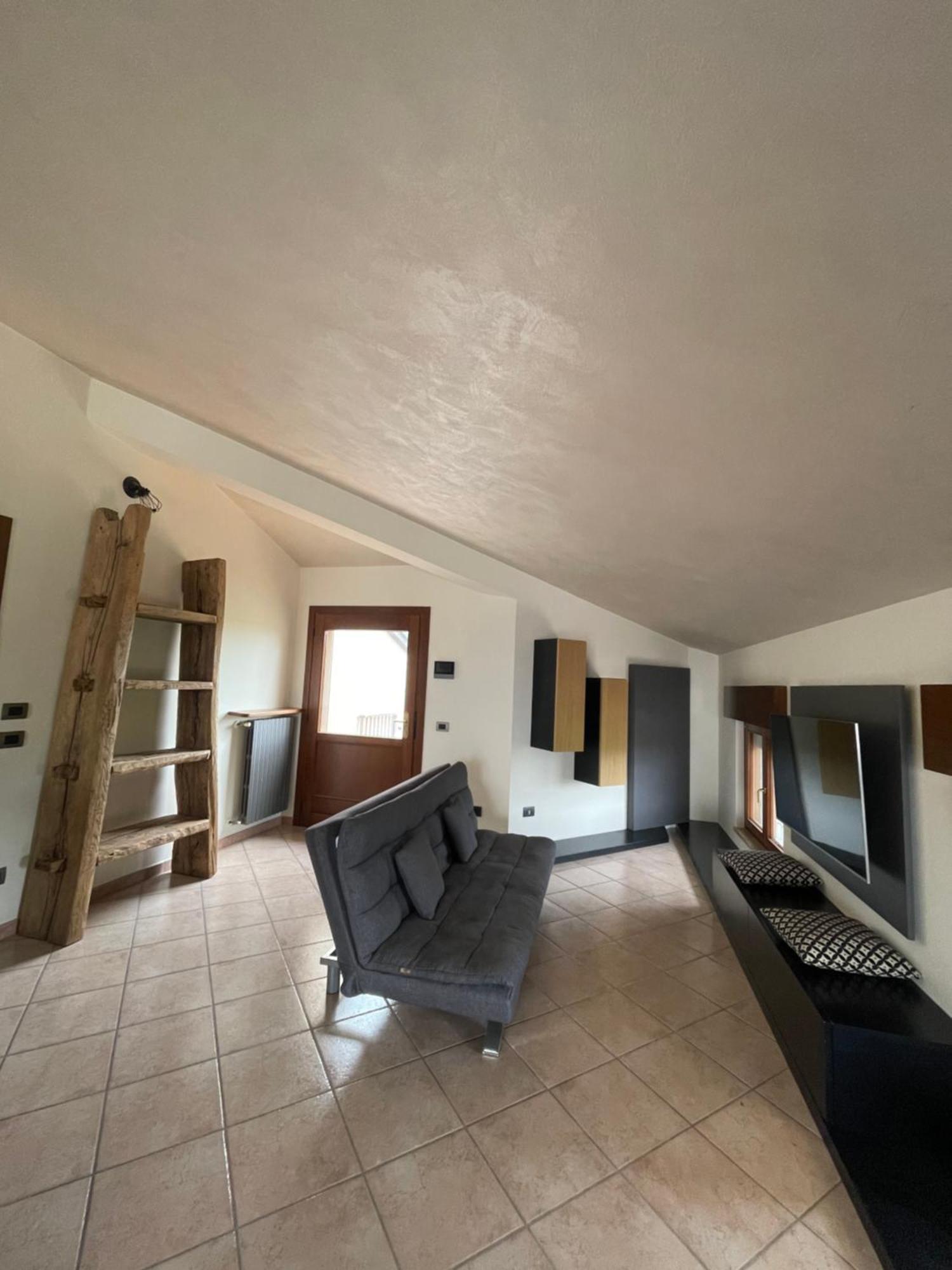 Casa Luigi - Appartamenti A Peschiera Del Garda Szoba fotó