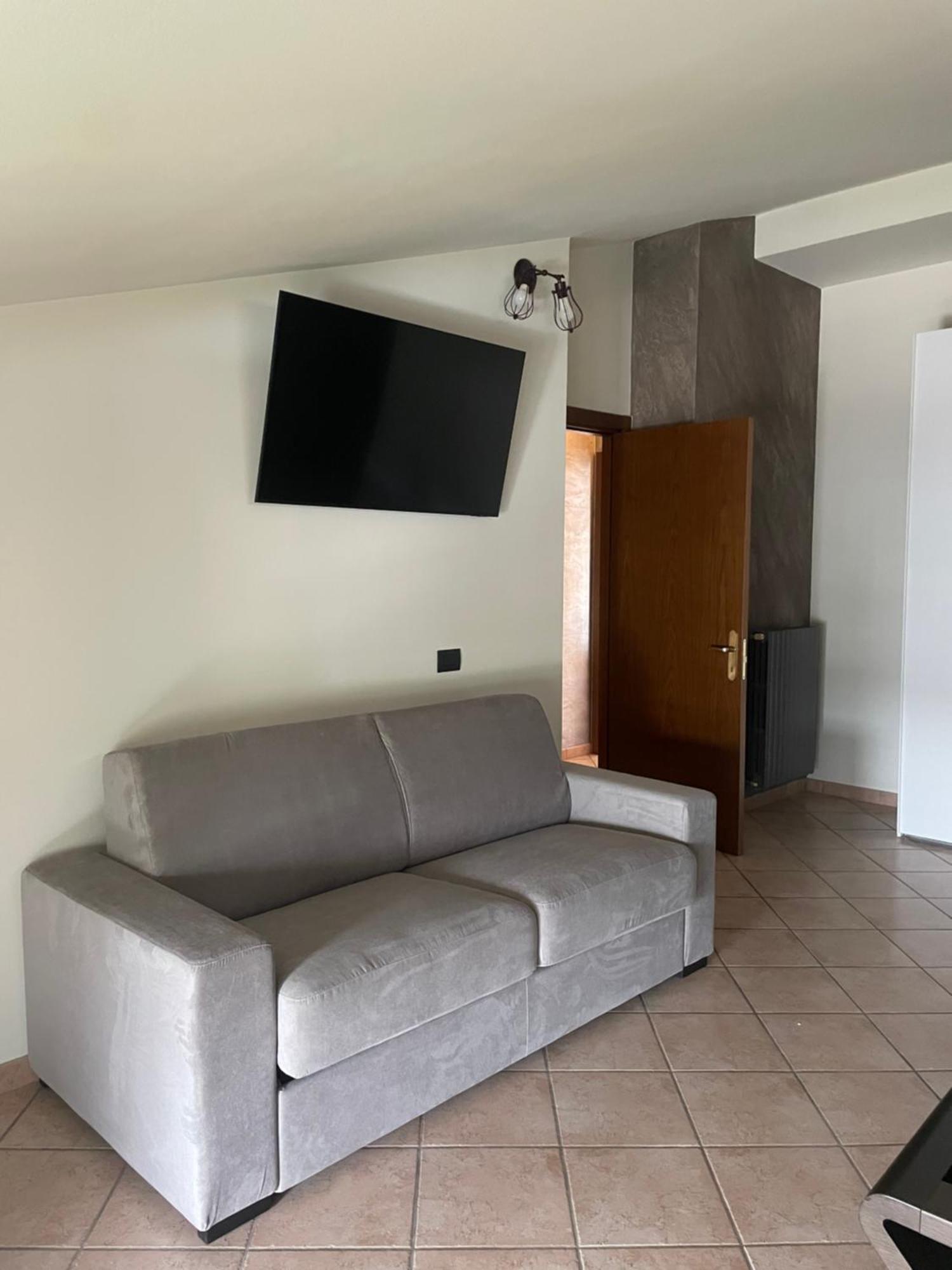 Casa Luigi - Appartamenti A Peschiera Del Garda Szoba fotó